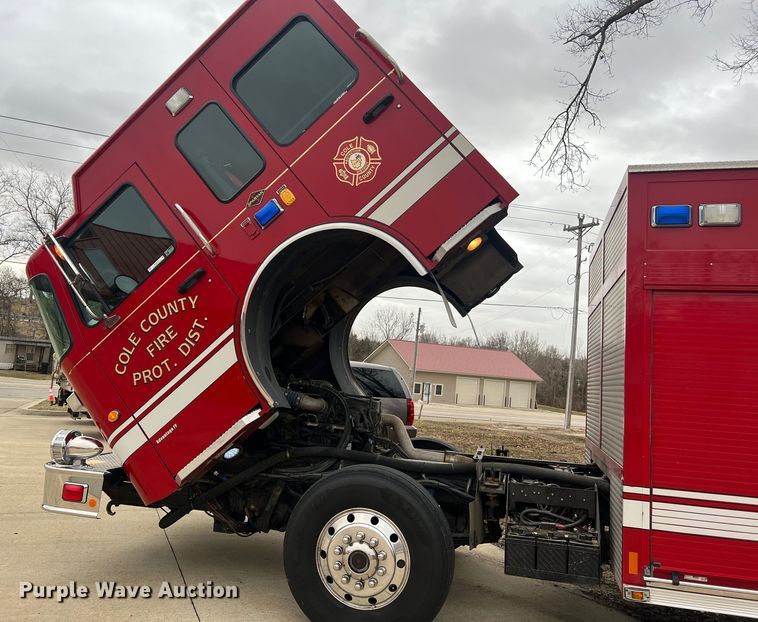 image for item MM9153 2005 Spartan Advantage Pumper  pumper fire truck