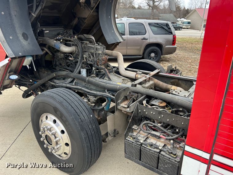 image for item MM9153 2005 Spartan Advantage Pumper  pumper fire truck