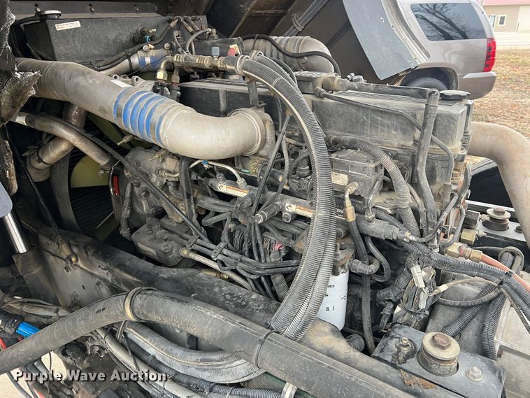 image for item MM9153 2005 Spartan Advantage Pumper  pumper fire truck