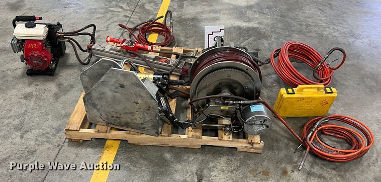 image for item MM9156 Rescue equipment