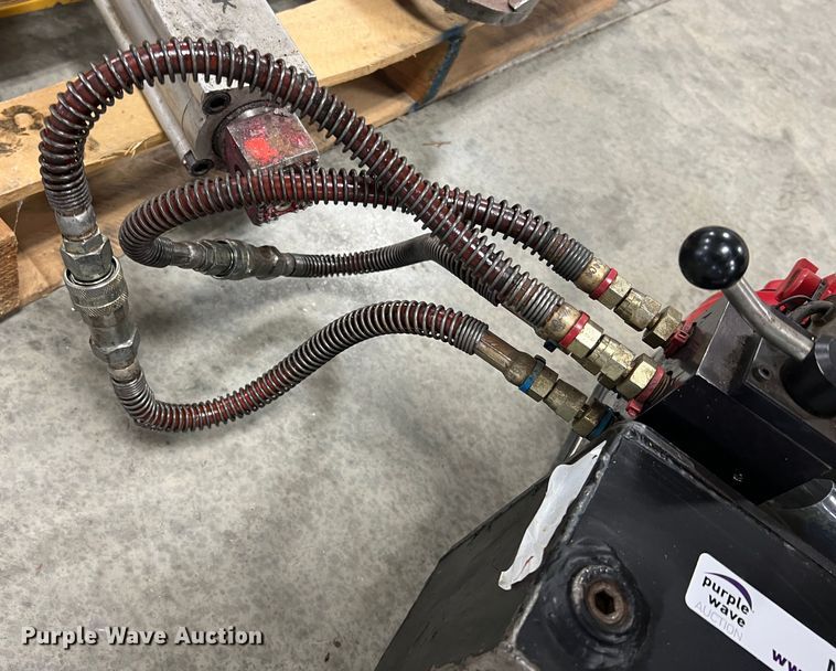 image for item MM9156 Rescue equipment