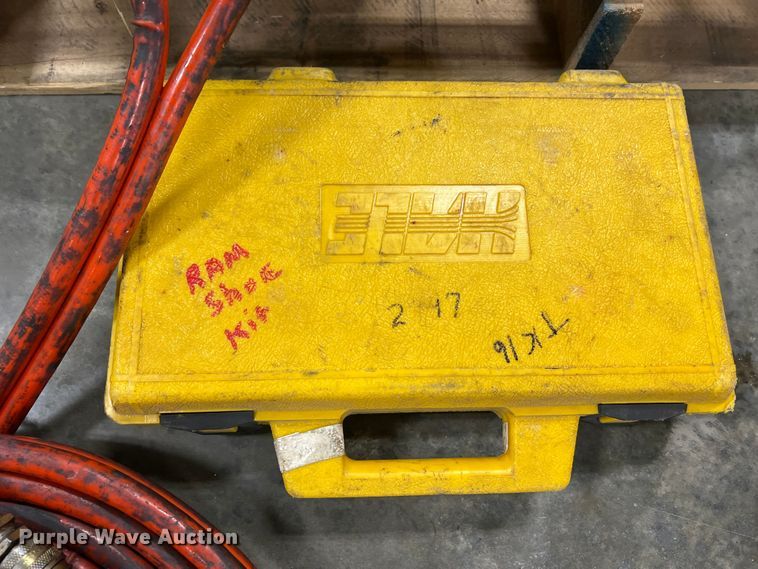 image for item MM9156 Rescue equipment