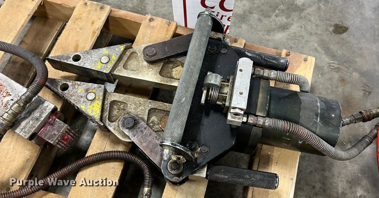 image for item MM9156 Rescue equipment