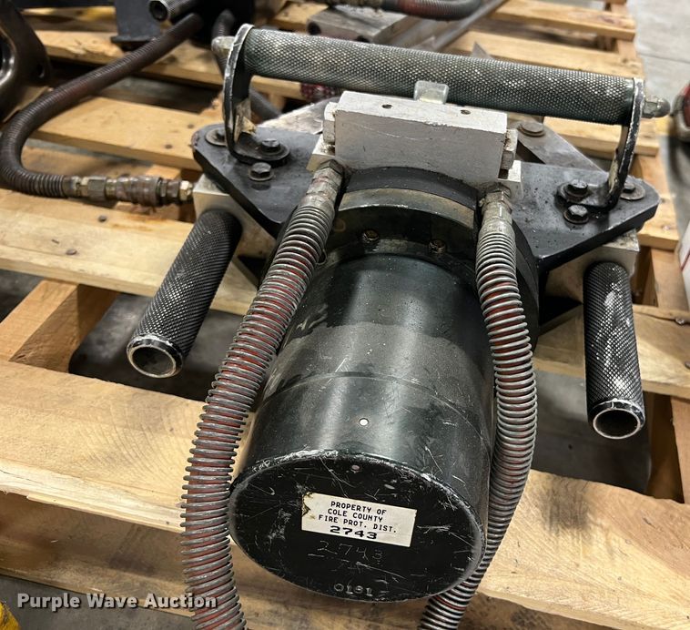 image for item MM9156 Rescue equipment