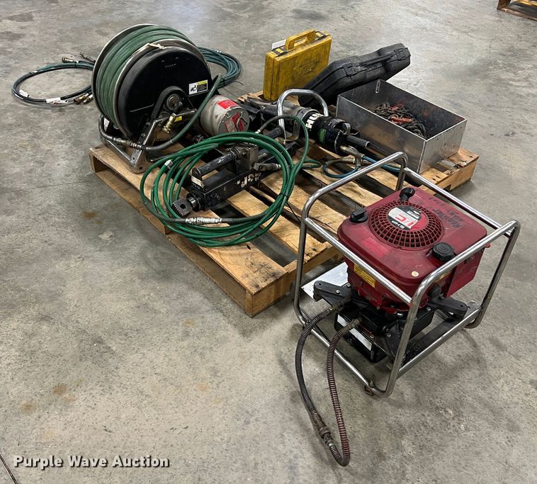 image for item MM9157 Rescue equipment