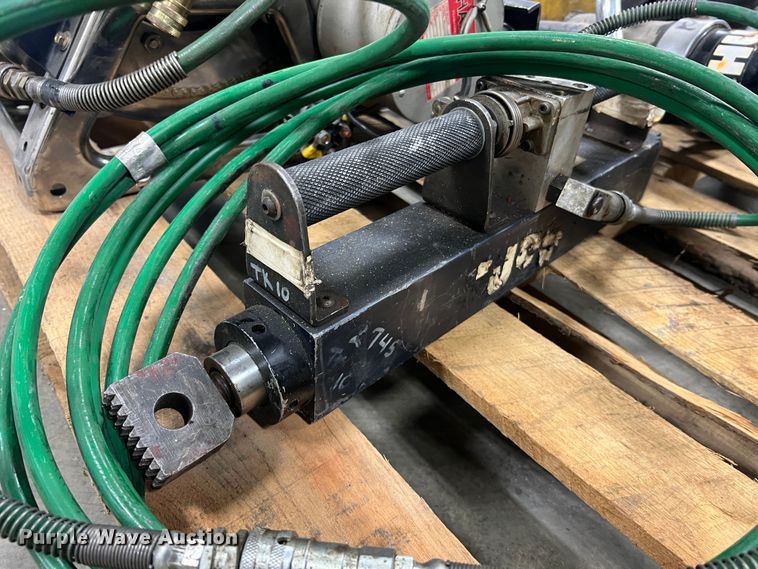 image for item MM9157 Rescue equipment