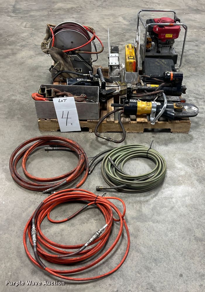 image for item MM9158 Rescue equipment