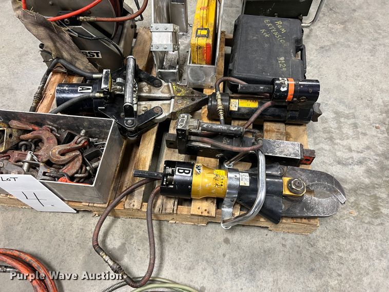 image for item MM9158 Rescue equipment