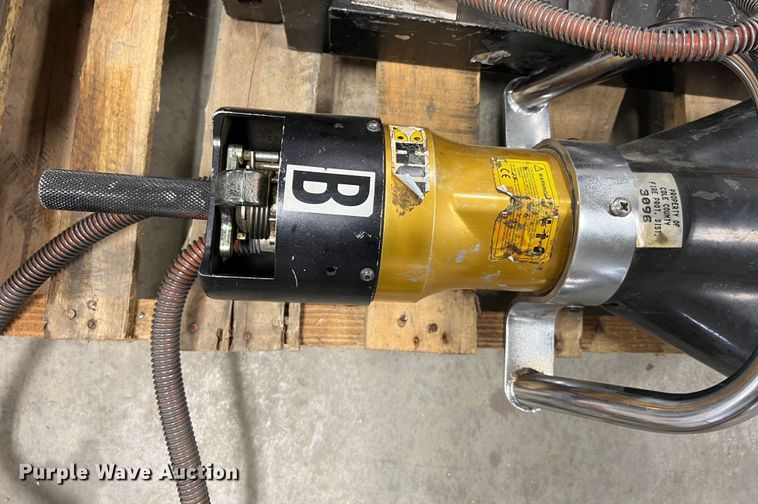 image for item MM9158 Rescue equipment