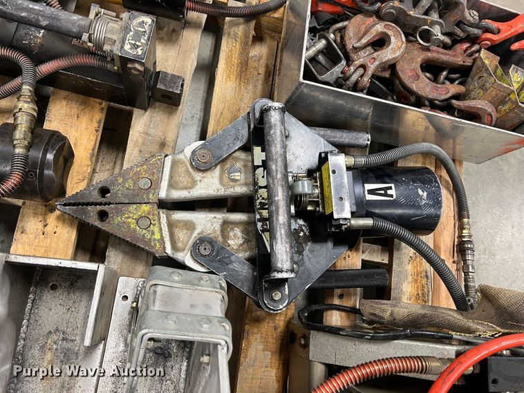 image for item MM9158 Rescue equipment