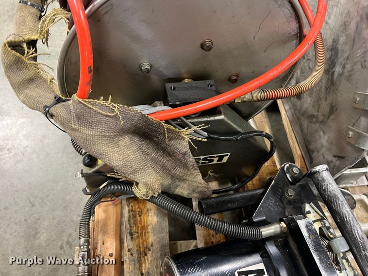 image for item MM9158 Rescue equipment