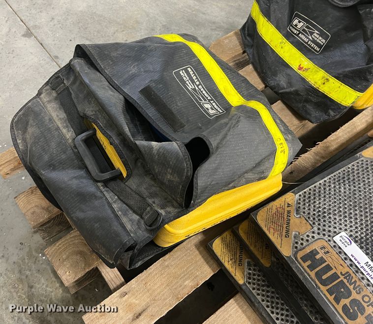 image for item MM9159 (4) Hurst air bags