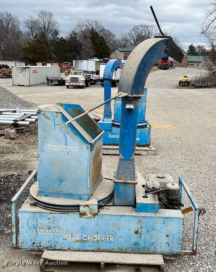image for item MM9161 (2) Goossen BCG-2 bale choppers