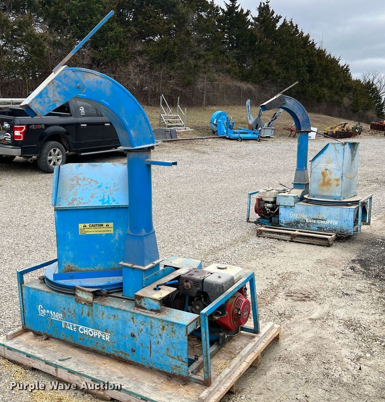 image for item MM9161 (2) Goossen BCG-2 bale choppers