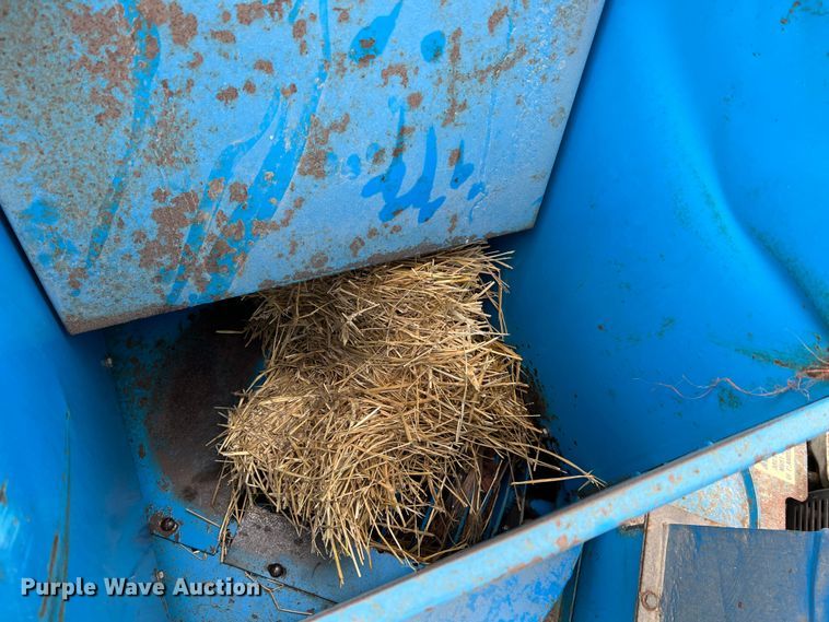 image for item MM9161 (2) Goossen BCG-2 bale choppers