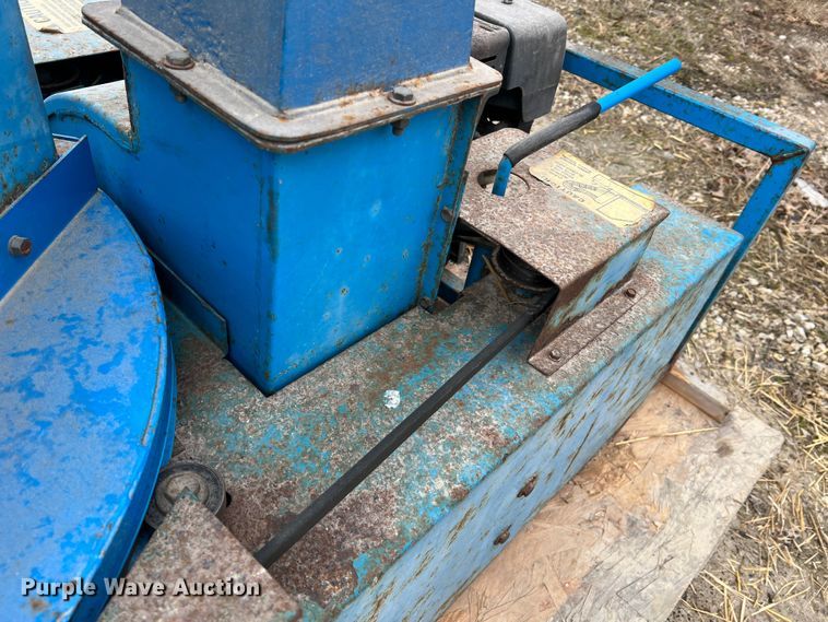 image for item MM9161 (2) Goossen BCG-2 bale choppers