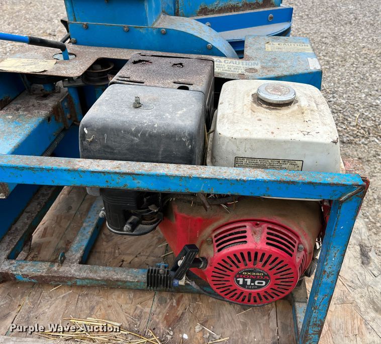 image for item MM9161 (2) Goossen BCG-2 bale choppers