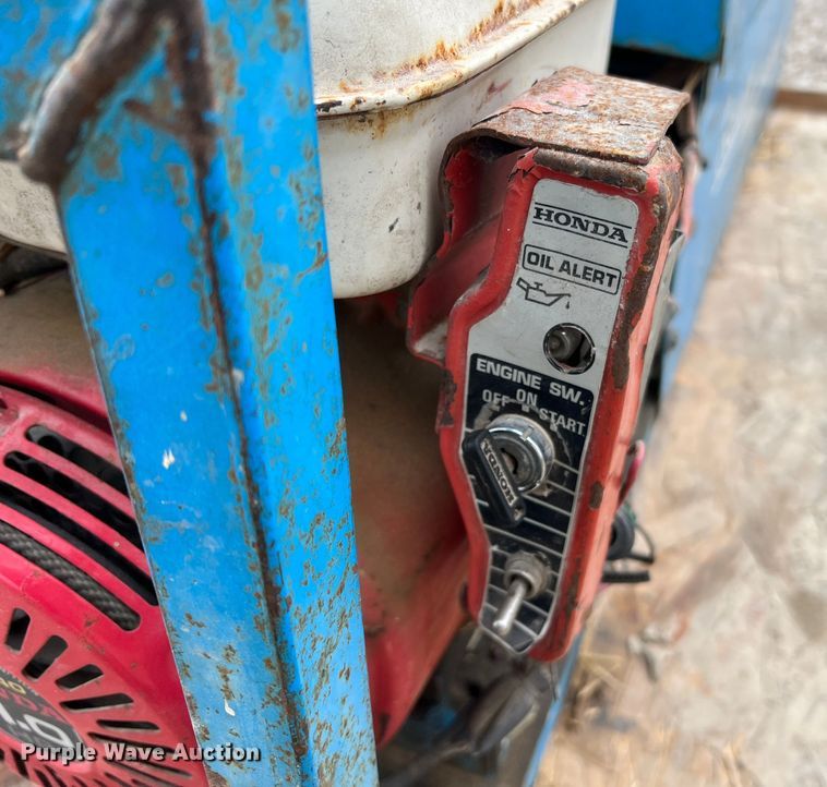 image for item MM9161 (2) Goossen BCG-2 bale choppers