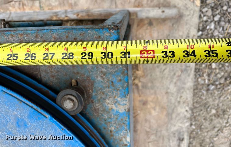 image for item MM9161 (2) Goossen BCG-2 bale choppers