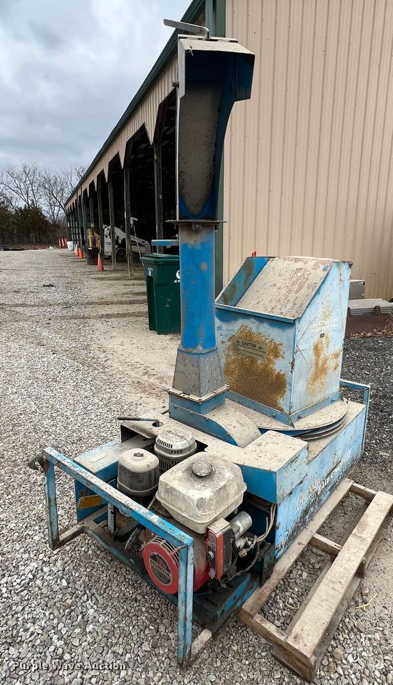 image for item MM9161 (2) Goossen BCG-2 bale choppers