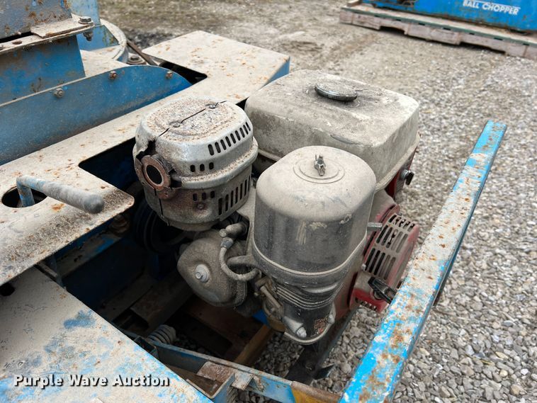 image for item MM9161 (2) Goossen BCG-2 bale choppers