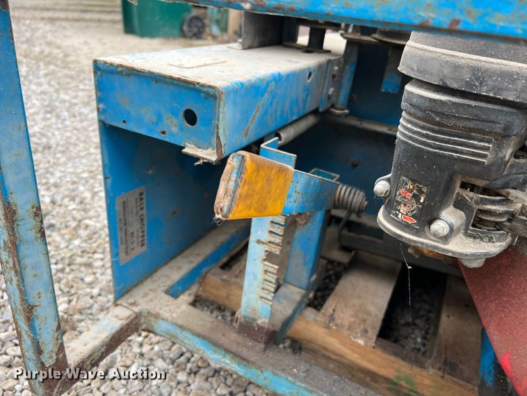 image for item MM9161 (2) Goossen BCG-2 bale choppers