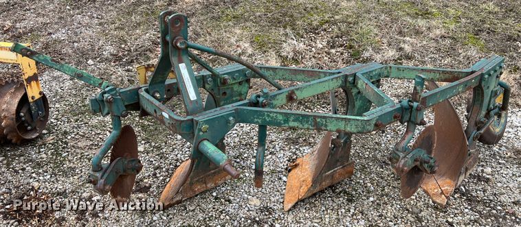 image for item MM9166 Bottom plow