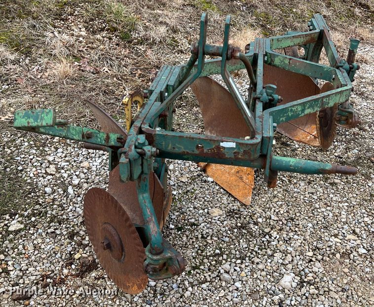 image for item MM9166 Bottom plow