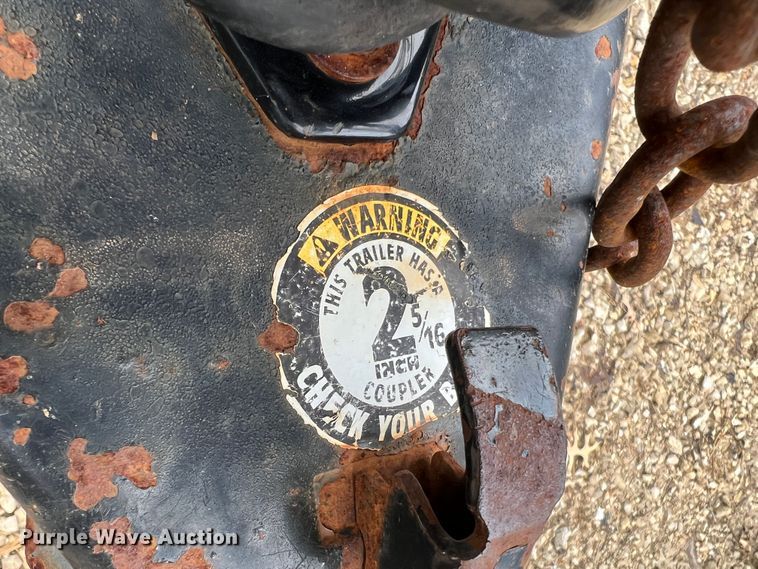 image for item MM9168 2015 Doolittle  enclosed cargo trailer