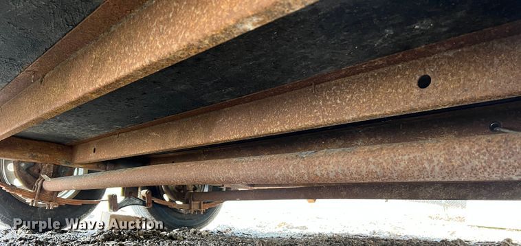 image for item MM9168 2015 Doolittle  enclosed cargo trailer