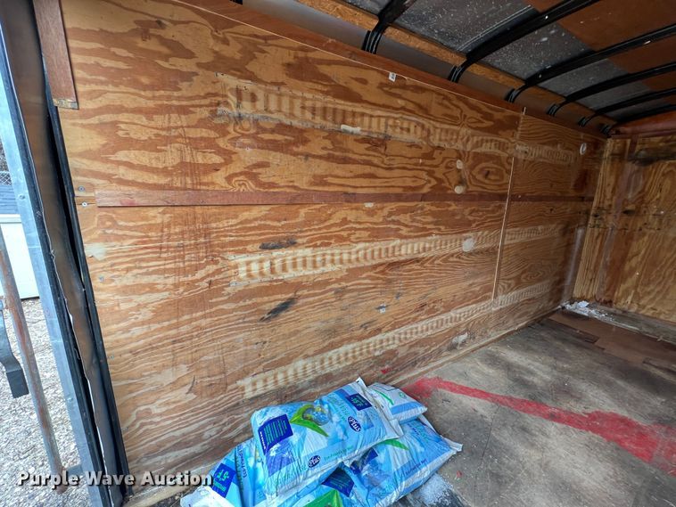 image for item MM9168 2015 Doolittle  enclosed cargo trailer