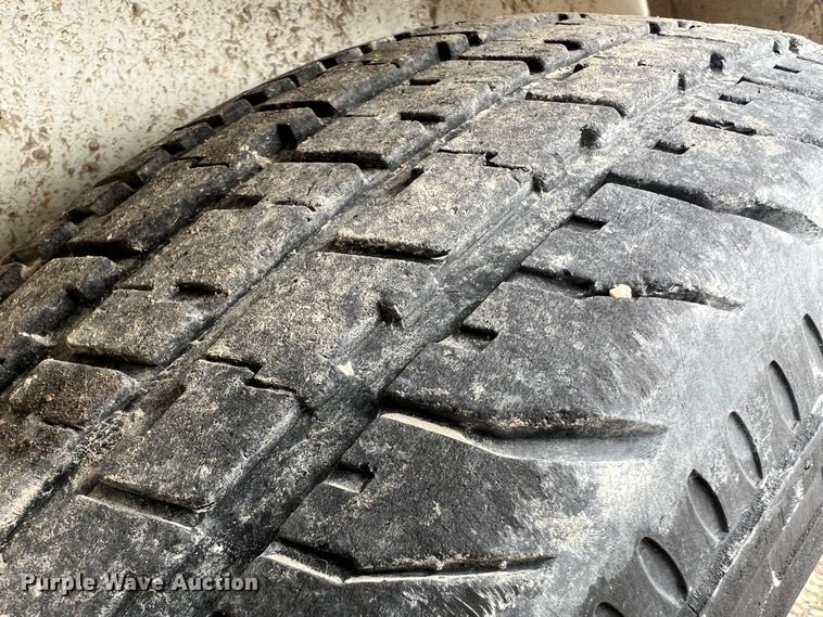 image for item MM9168 2015 Doolittle  enclosed cargo trailer