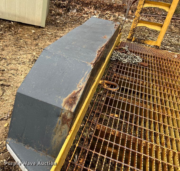 image for item MM9169 1984 ITS CFH9T12BFP  equipment trailer