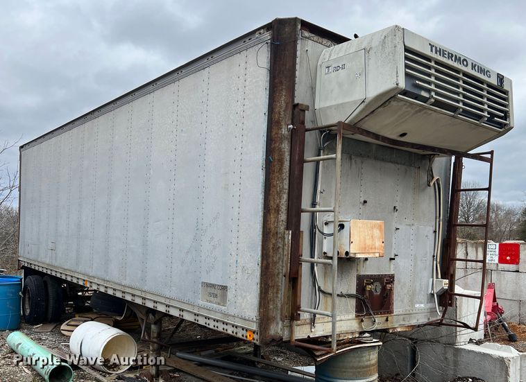 image for item MM9170 1974 Stoughton ASV-302S-RG  refrigerated van trailer