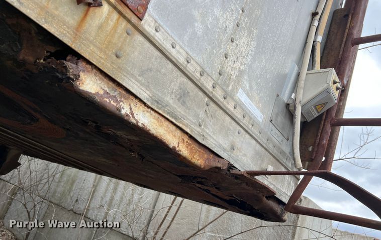 image for item MM9170 1974 Stoughton ASV-302S-RG  refrigerated van trailer