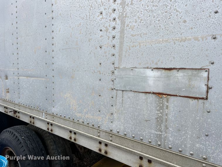 image for item MM9170 1974 Stoughton ASV-302S-RG  refrigerated van trailer