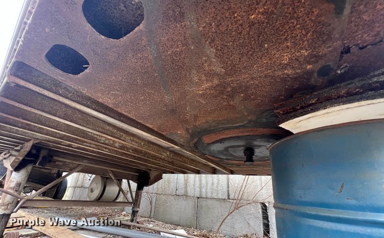 image for item MM9170 1974 Stoughton ASV-302S-RG  refrigerated van trailer