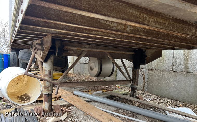 image for item MM9170 1974 Stoughton ASV-302S-RG  refrigerated van trailer