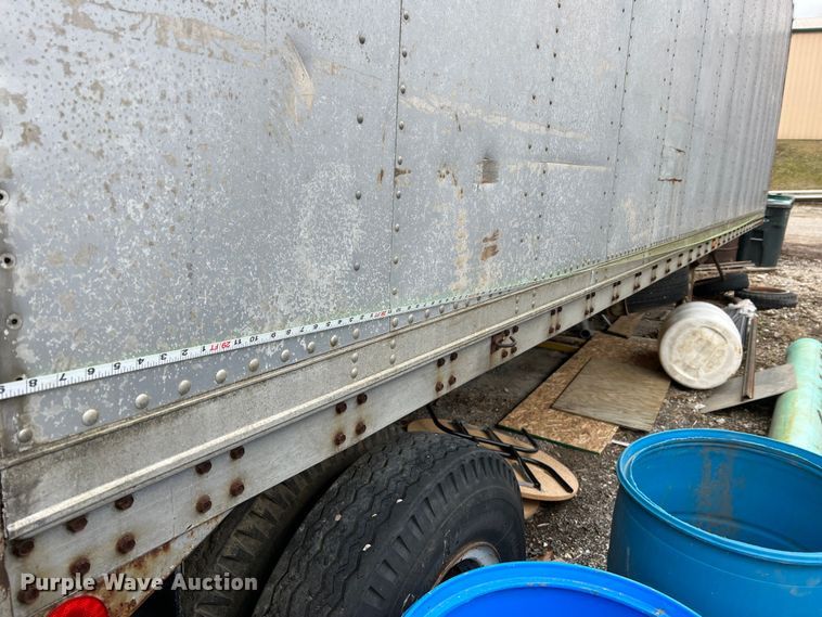 image for item MM9170 1974 Stoughton ASV-302S-RG  refrigerated van trailer