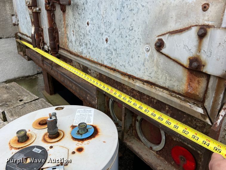 image for item MM9170 1974 Stoughton ASV-302S-RG  refrigerated van trailer