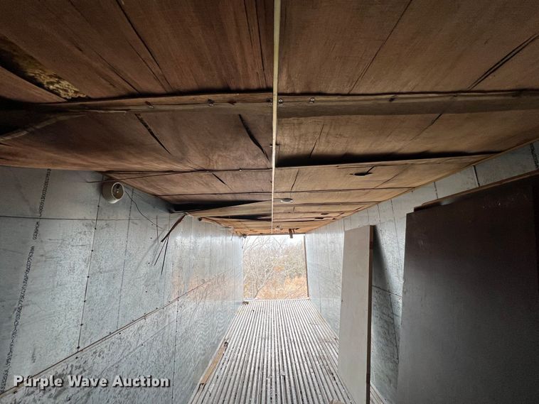 image for item MM9170 1974 Stoughton ASV-302S-RG  refrigerated van trailer