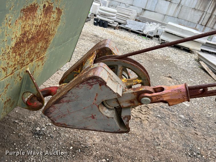 image for item MM9171 1984 Lorain LRT-100  crane