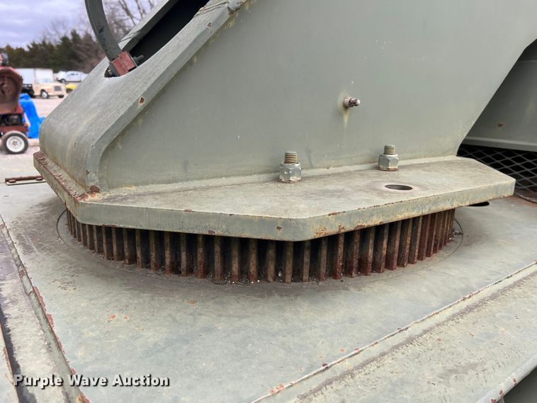 image for item MM9171 1984 Lorain LRT-100  crane