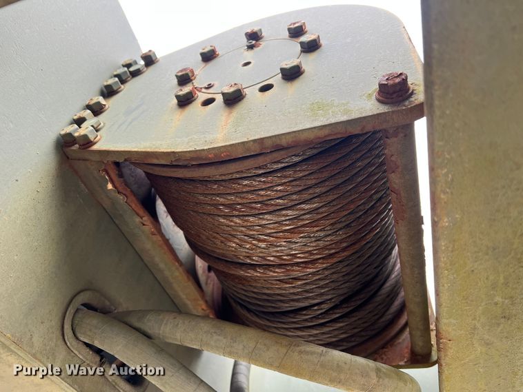 image for item MM9171 1984 Lorain LRT-100  crane