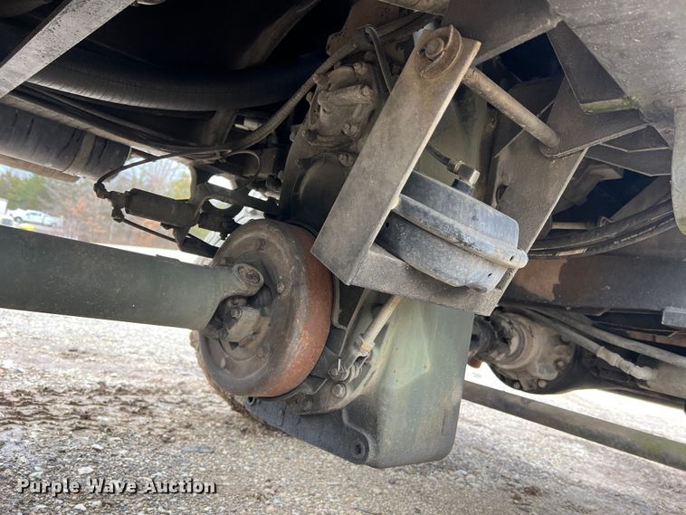 image for item MM9171 1984 Lorain LRT-100  crane