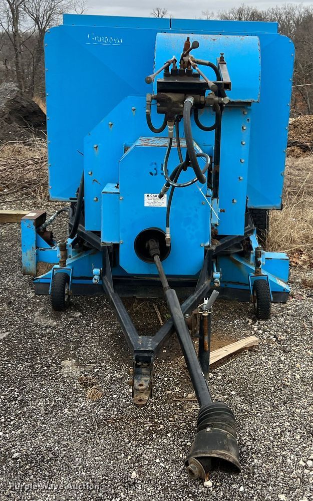 image for item MM9172 Goossen TV-2  three point vacuum