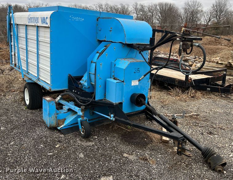 image for item MM9172 Goossen TV-2  three point vacuum