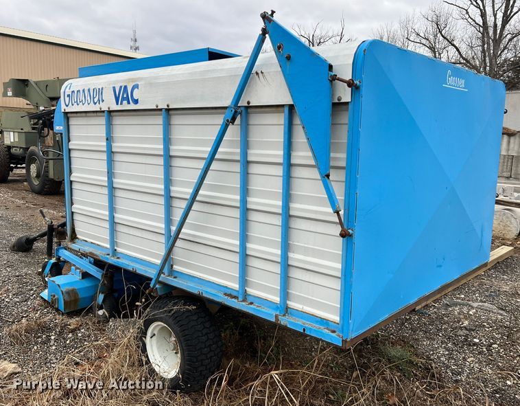 image for item MM9172 Goossen TV-2  three point vacuum