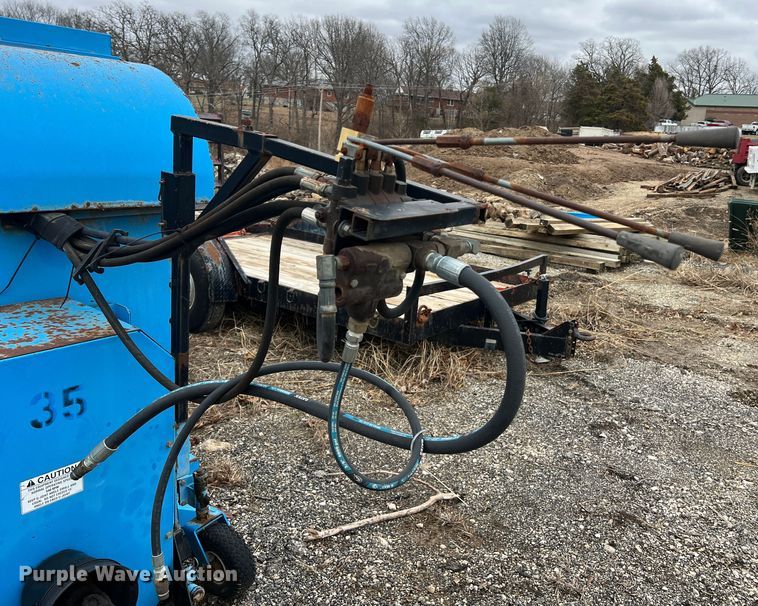 image for item MM9172 Goossen TV-2  three point vacuum