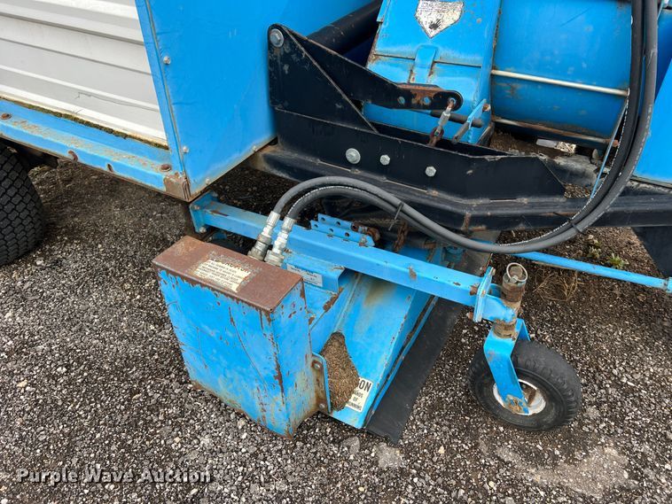 image for item MM9172 Goossen TV-2  three point vacuum